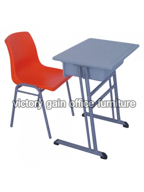 E004 A-D001 學生桌椅 